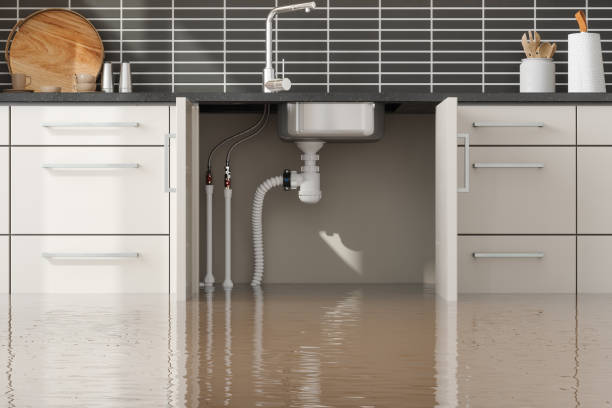 Best 24/7 water damage repair  in March Ar, CA